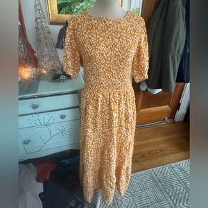 ZESICA Gold and White Floral Maxi Dress XL Elastic Bodice Polyester NWT